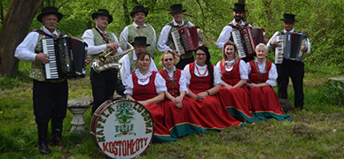 Kostomłocianie z Kostomłotów